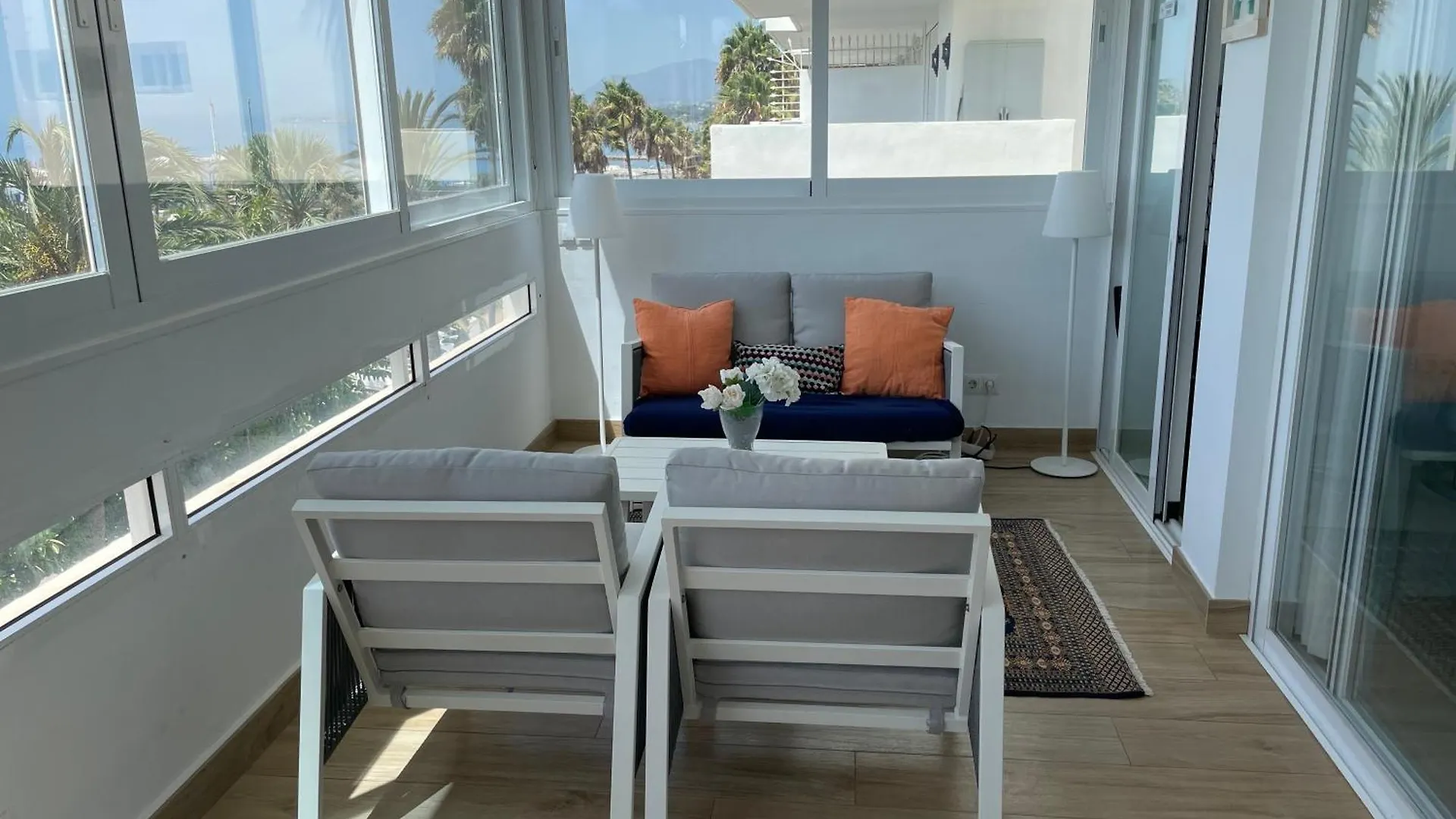 Terrasse A La Plage Marbella